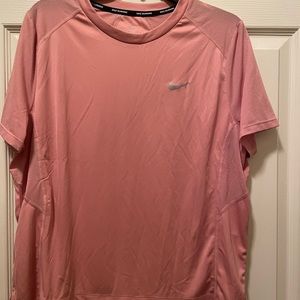 XL Fitted Salmon Nike DriFit shirt